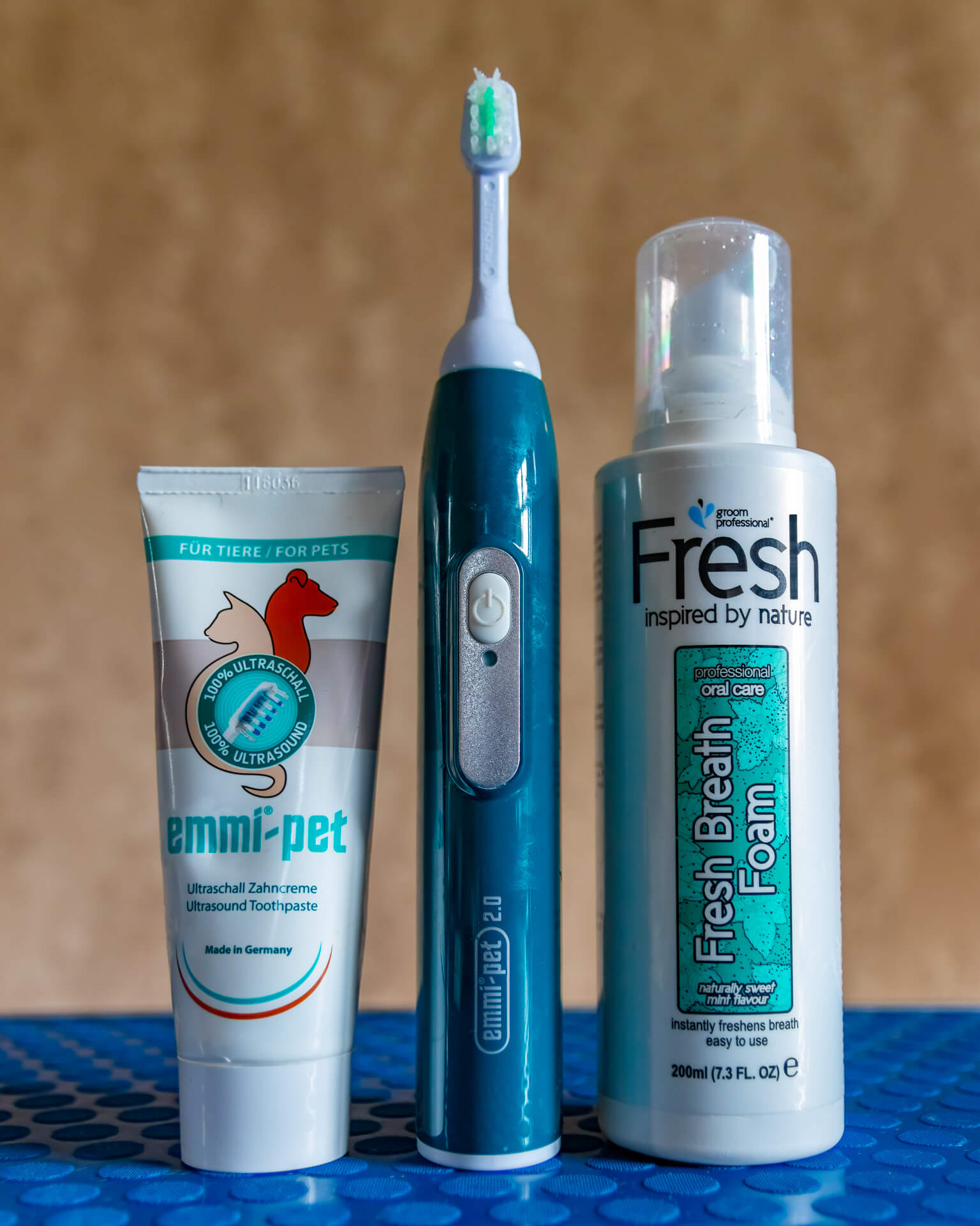 Image of a dog with Emmi-Pet Ultra-sonic Toothbrush